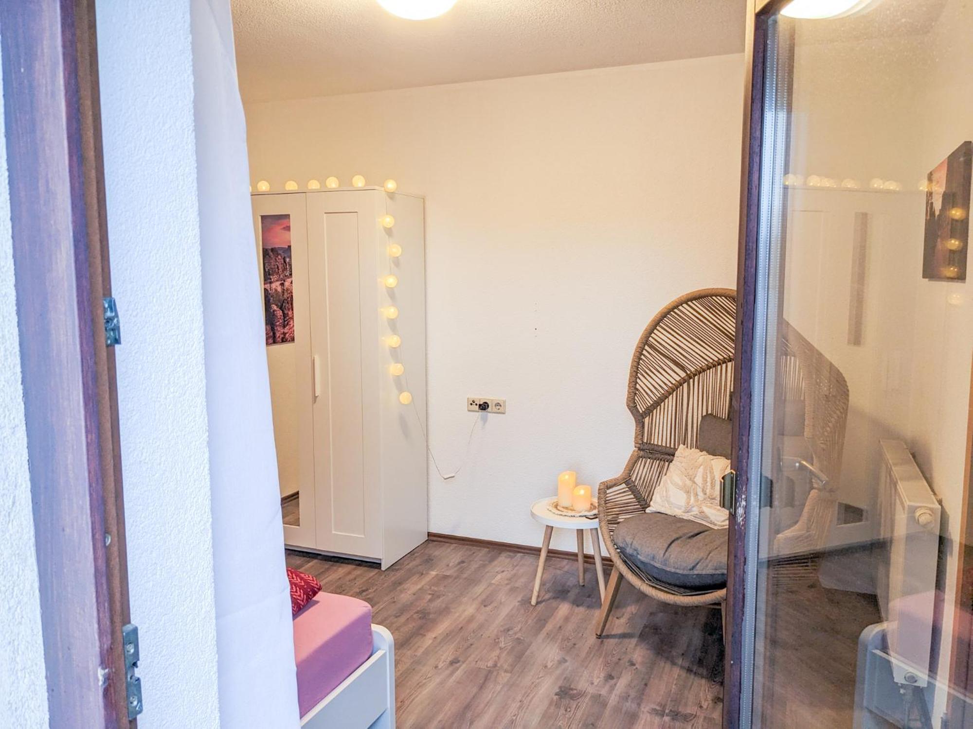 Apartment B6 - Urlaubsmagie - Inmitten Der Saechsischen Schweiz Mit Balkon Mit Ausblick Auf Sandsteine