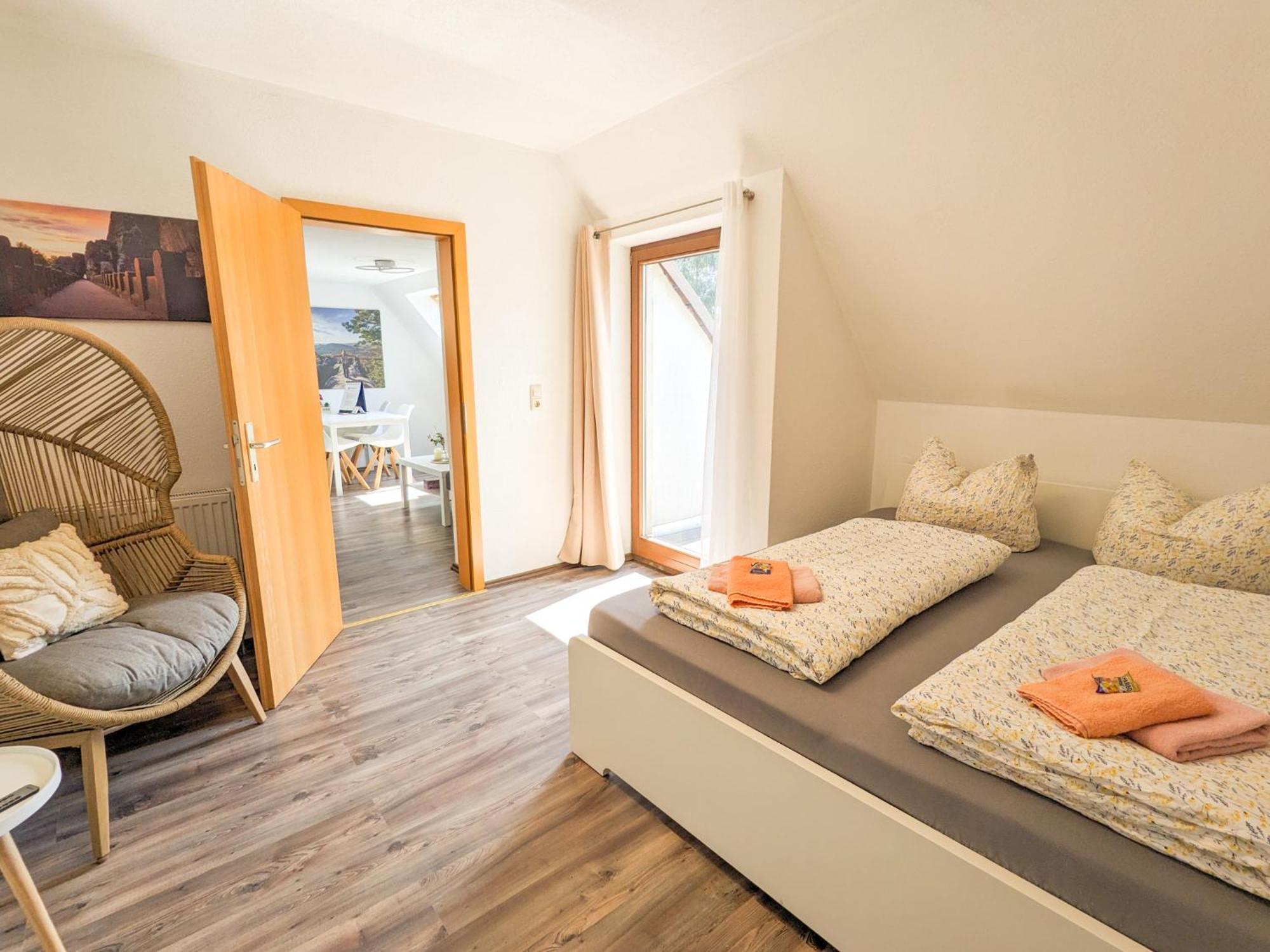 Apartment B6 - Urlaubsmagie - Inmitten Der Saechsischen Schweiz Mit Balkon Mit Ausblick Auf Sandsteine