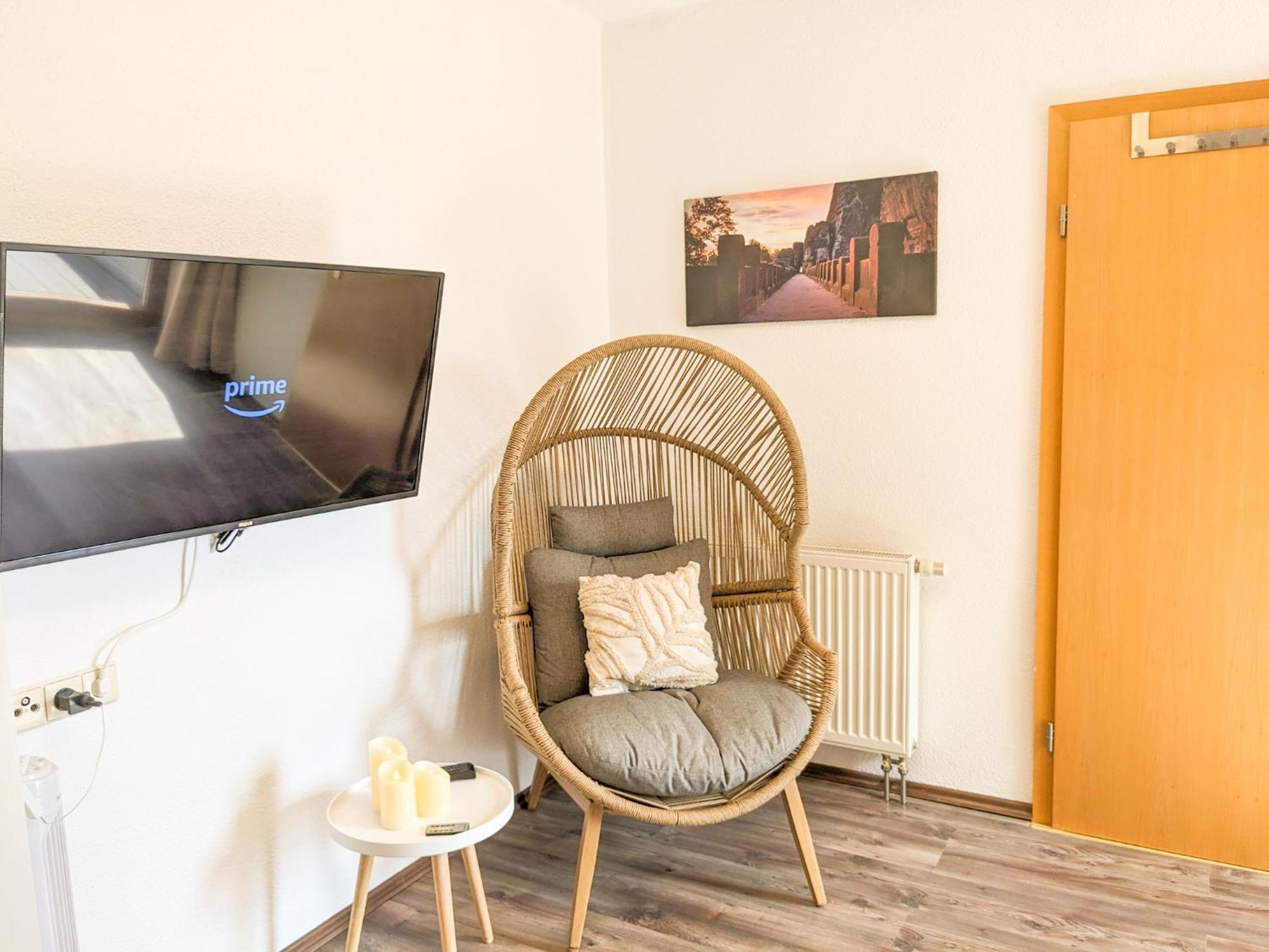 B6 - Urlaubsmagie - Inmitten Der Saechsischen Schweiz Mit Balkon Mit Ausblick Auf Sandsteine Apartment