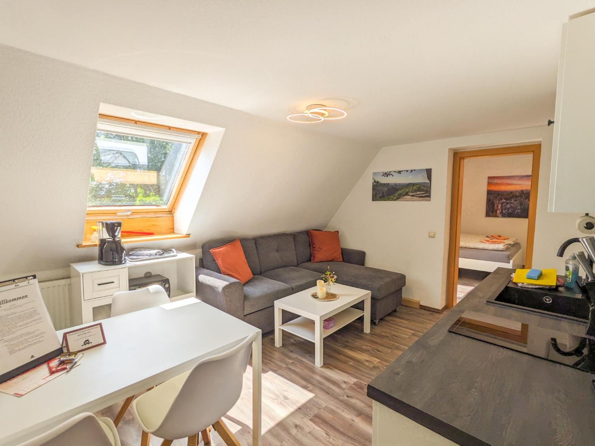 Apartment B6 - Urlaubsmagie - Inmitten Der Saechsischen Schweiz Mit Balkon Mit Ausblick Auf Sandsteine